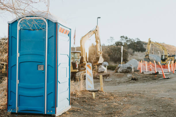Portable Toilet Options We Offer in Cypress Gardens, FL